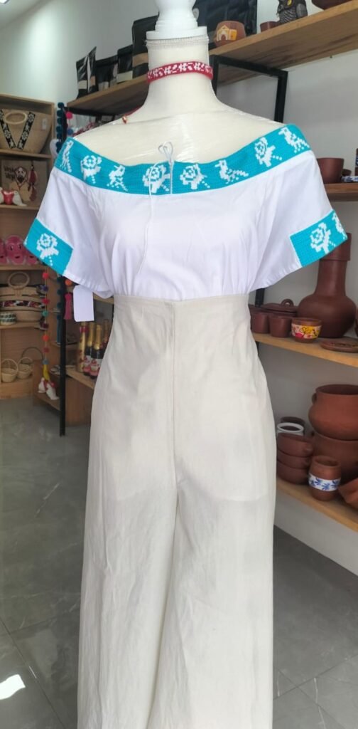 accesorios con bordado zoque tradicional de copainala chiapas