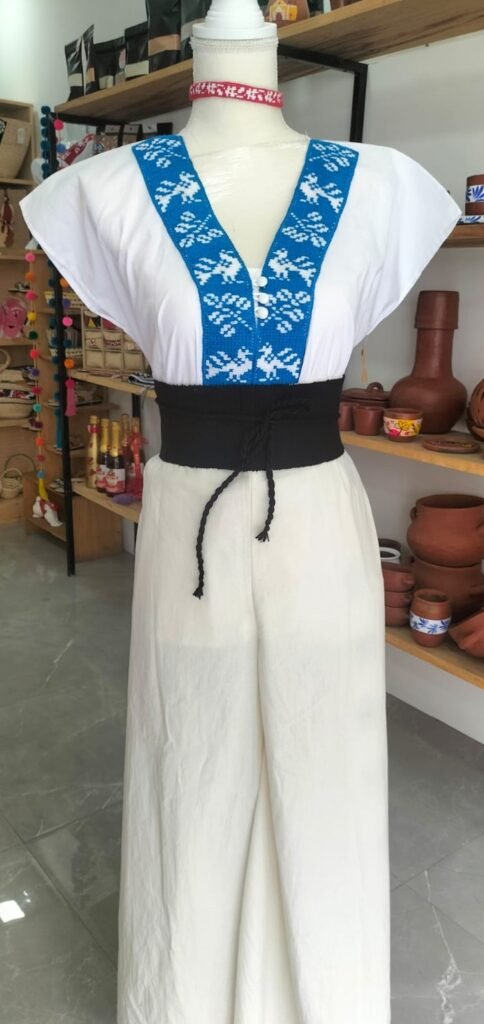 accesorios con bordado zoque tradicional de copainala chiapas